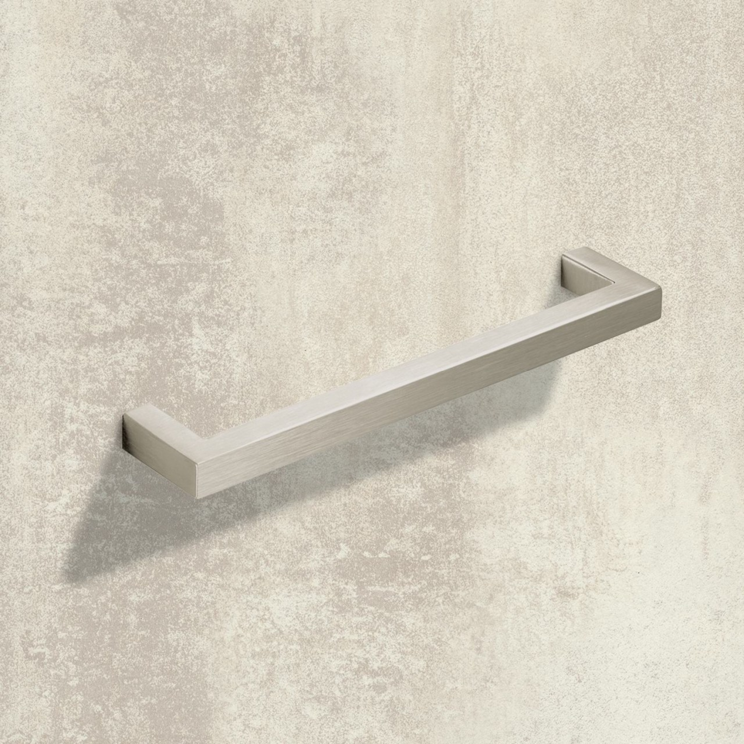 Poignée Anzio, entraxe de perçages 352, L 362 mm, B 10 mm, H 32 mm, Inox brossé