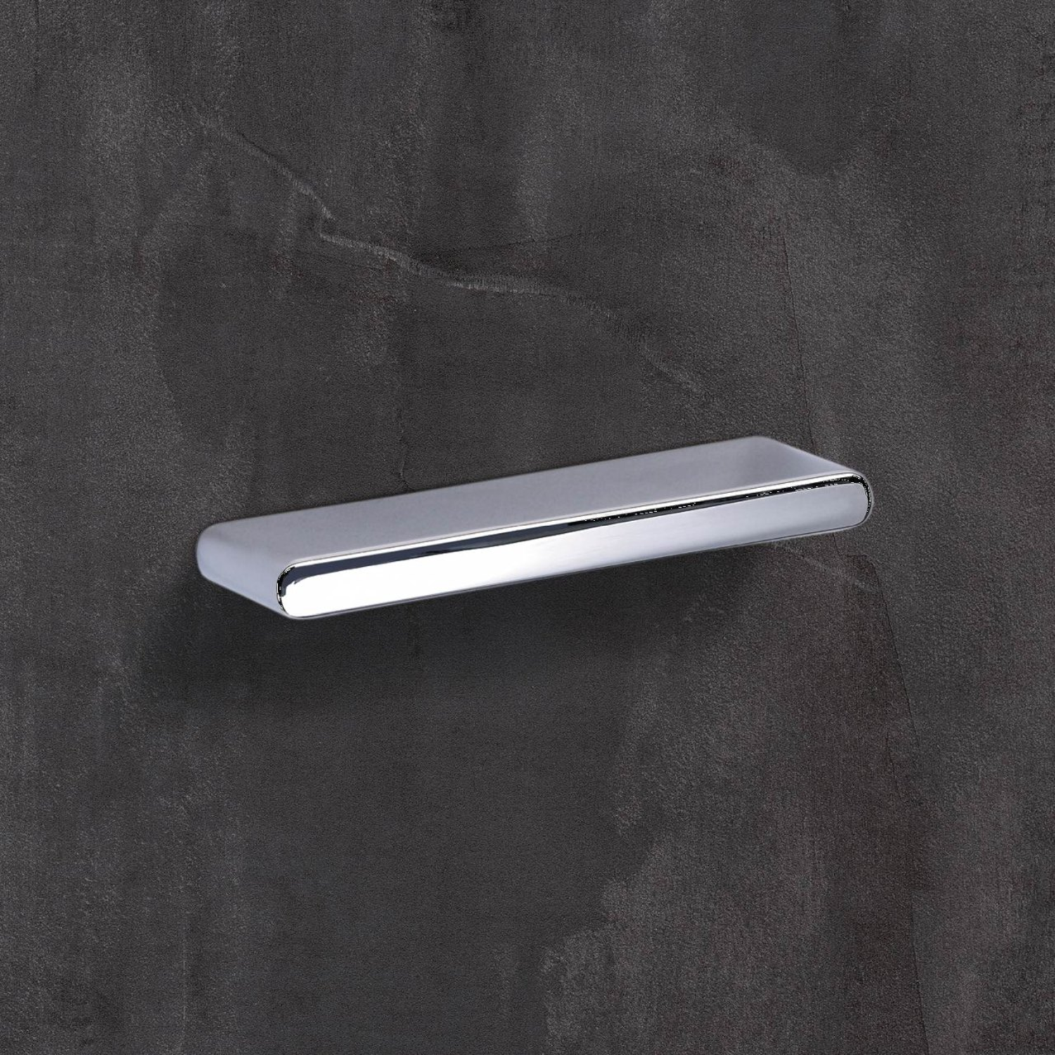 Poignée Fermo, entraxe de perçages 32 / 64 mm, L 74 mm, B 7 mm, H 27 mm, chromé brillant