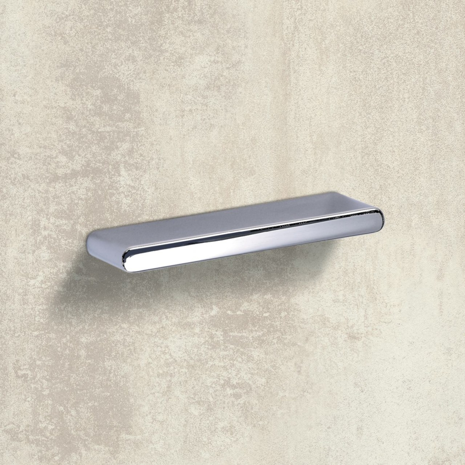 Poignée Fermo, entraxe de perçages 32 / 64 mm, L 74 mm, B 7 mm, H 27 mm, chromé brillant