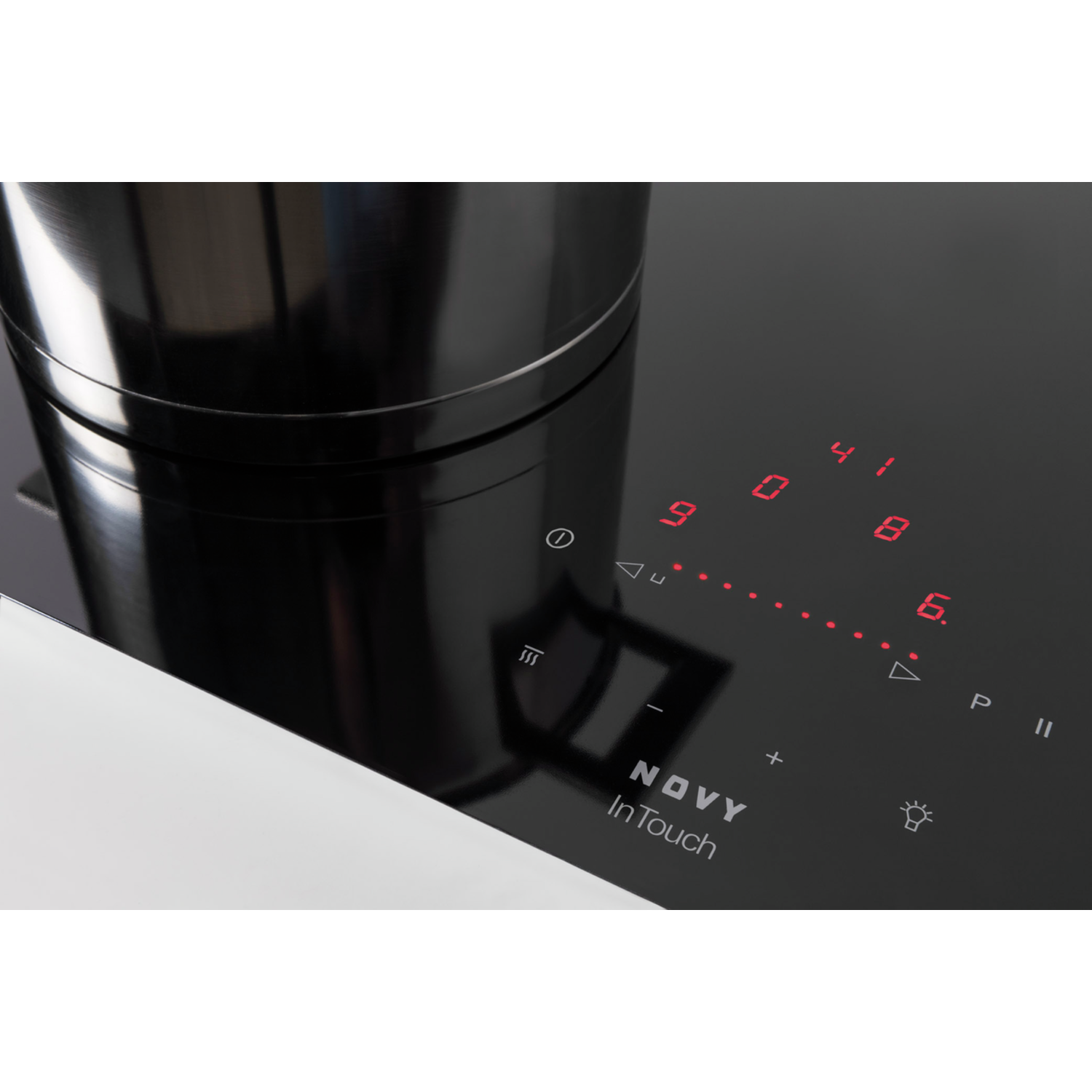 Novy induction Comfort 78 cm 3 zones intouch 