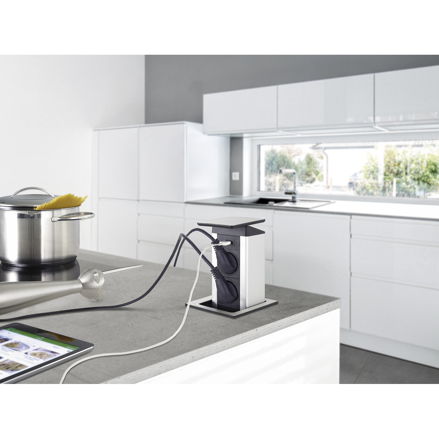 Evoline port push cuisine charger zw. glas nl-d-l2 2 stopcontacten/1 usb charger