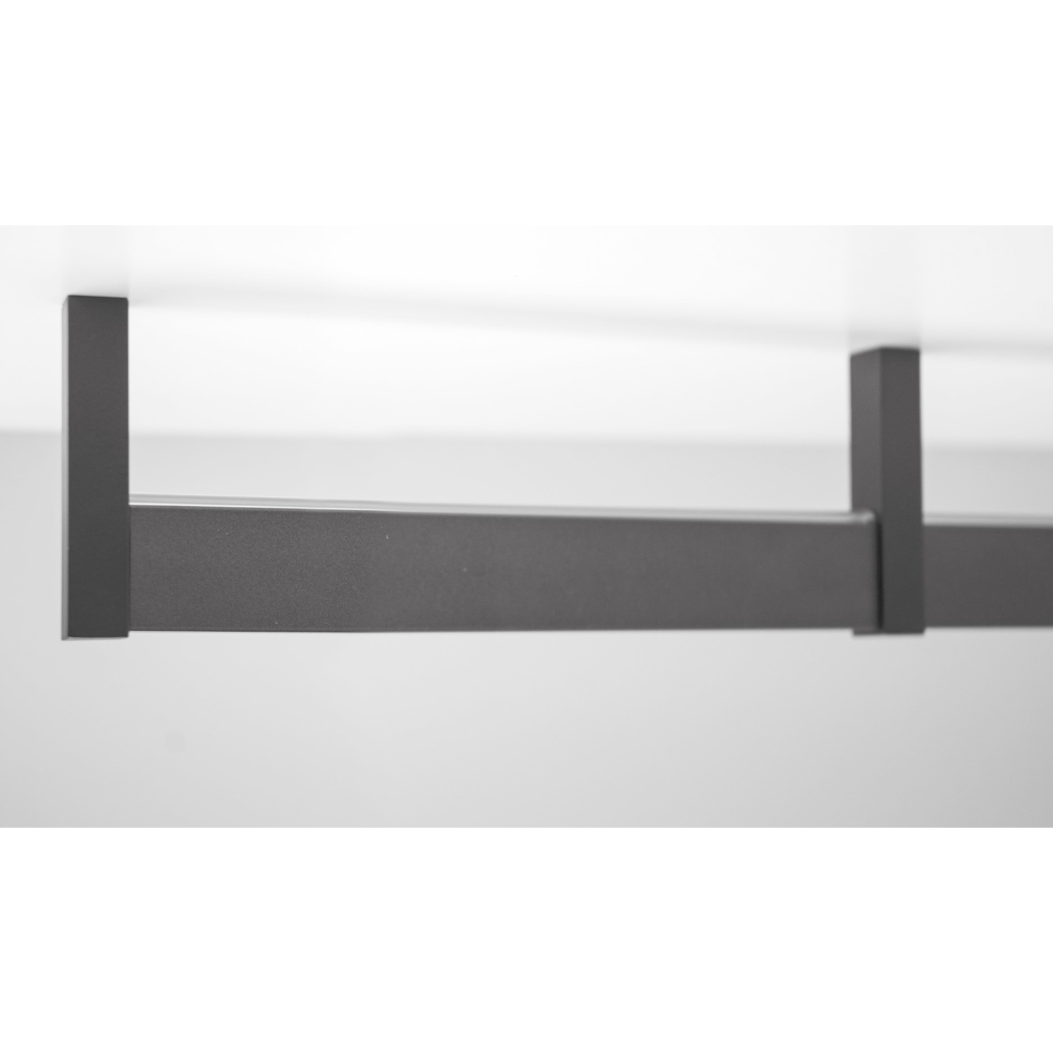 Barre pend. rectang. linear alu noir 10x30x2500mm  profilé pvc