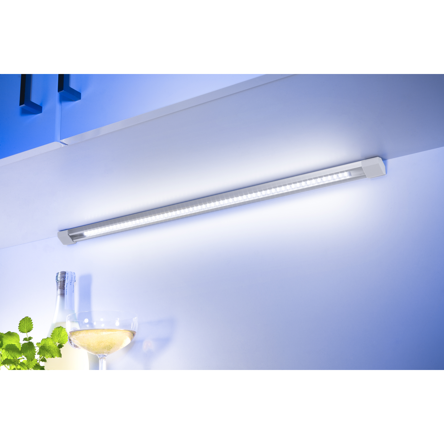 Dione Corner Led 600mm 12Vdc 5.5w 230V 4000K alu