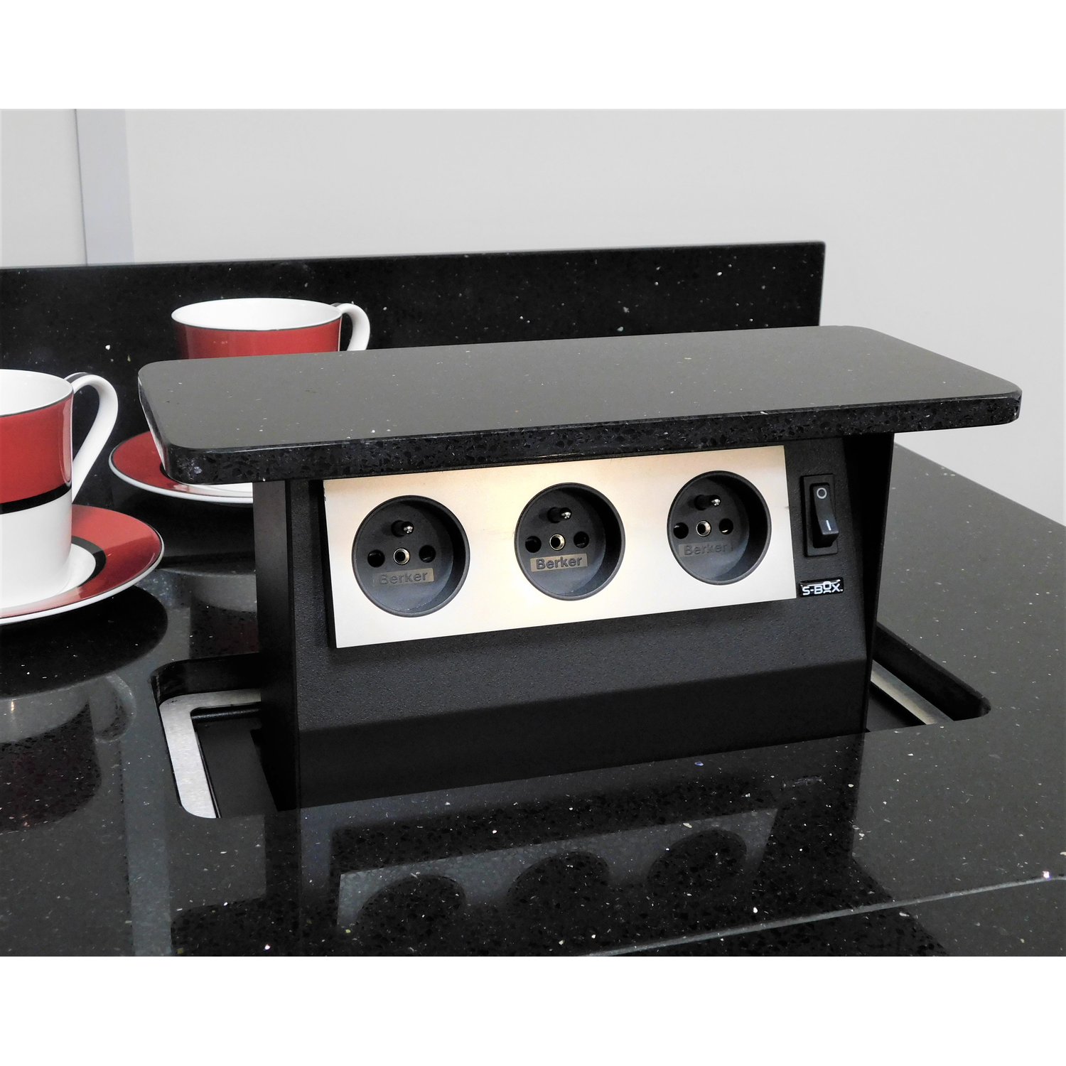 S-box chameleon b-f (3 prises)  