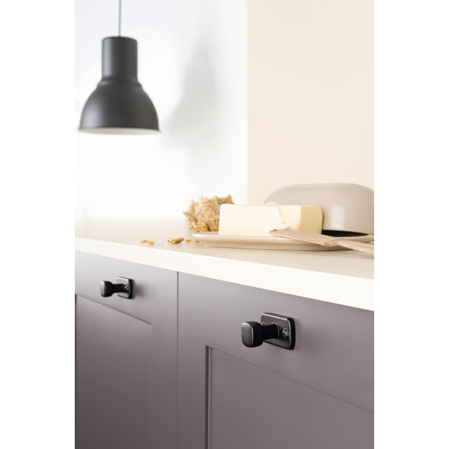Bouton FIRM BA64 L45.8 zamac noir texture