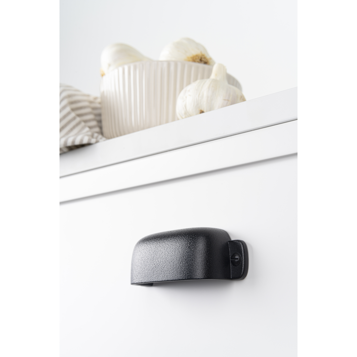 Bouton FIRM BA64 L93.9 zamac noir texture