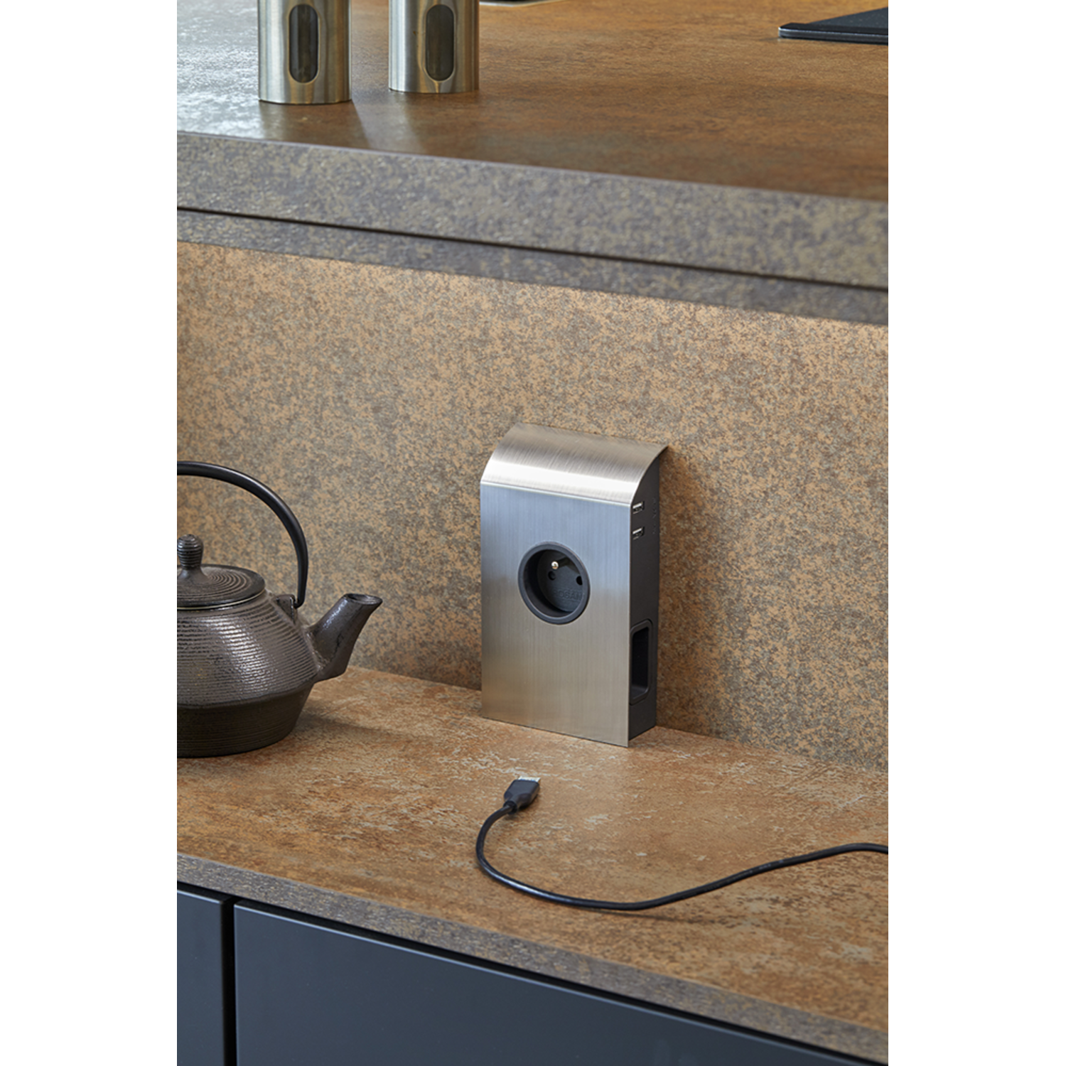Born bloc prises inox b-f 1x16a - 2x6a - 2usb 2a  