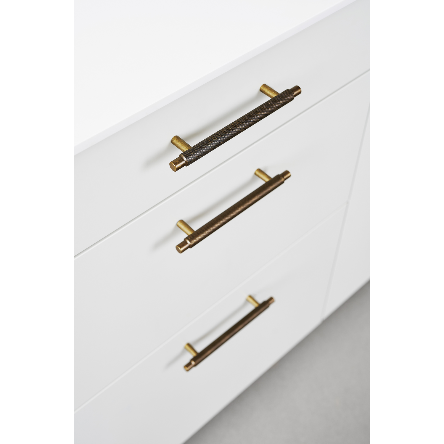 Greep MANOR BA128 L182 zamak antiek messing