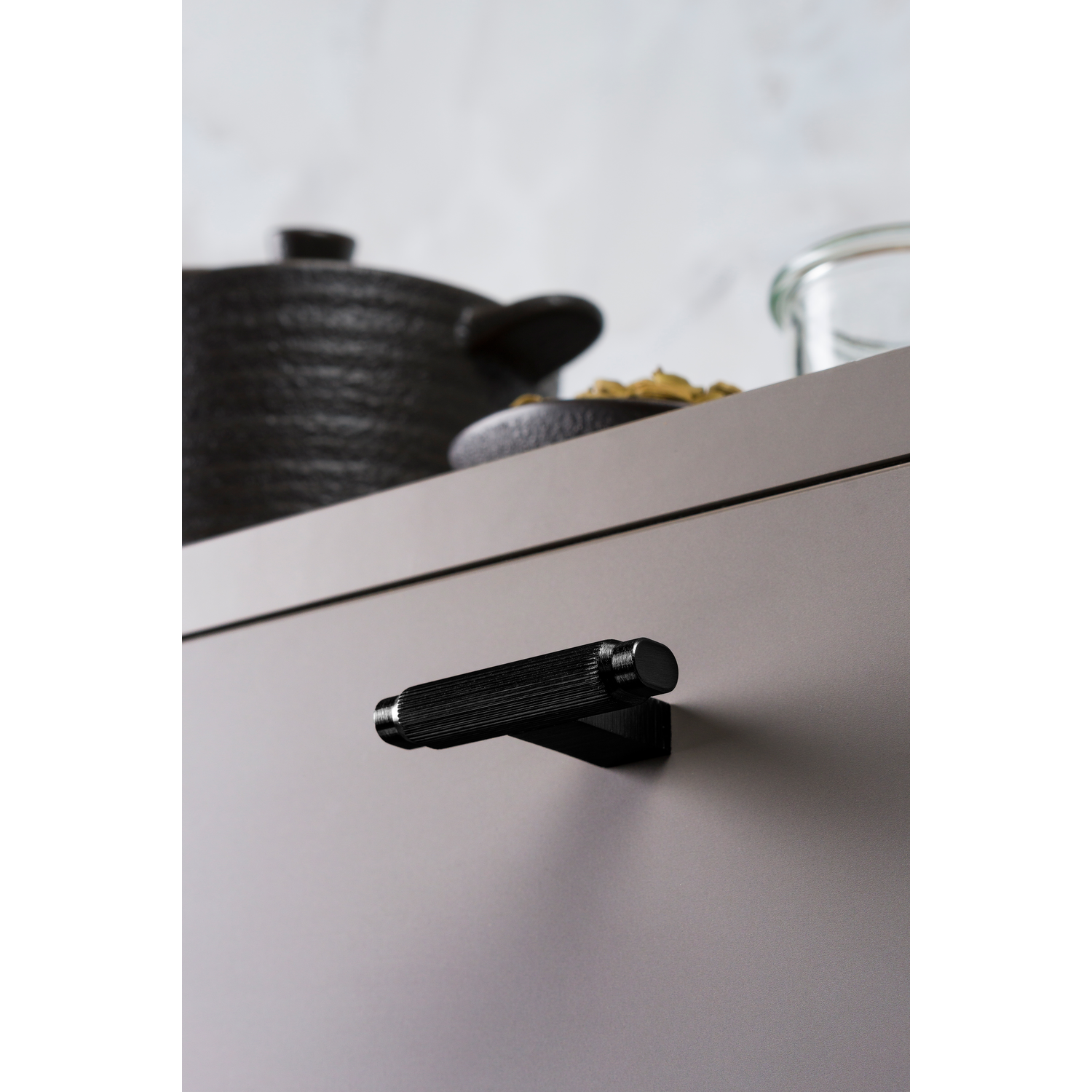 Bouton T BROOKLYN L55 aluminium brossé laiton cava