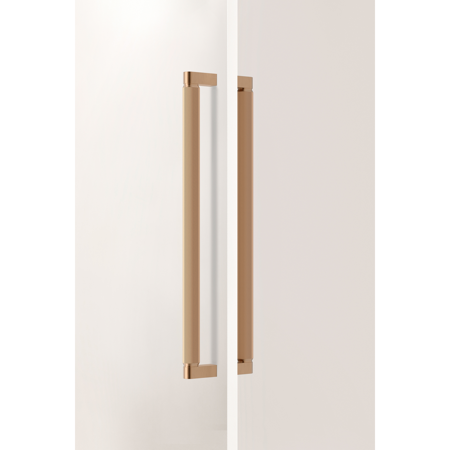 Deurgreep dubbel BROOKLYN BIG BA448 L466 aluminium geborsteld messing cava