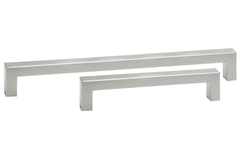 Greep recht hoekig RVS geborst. ba 742mm L 754mm